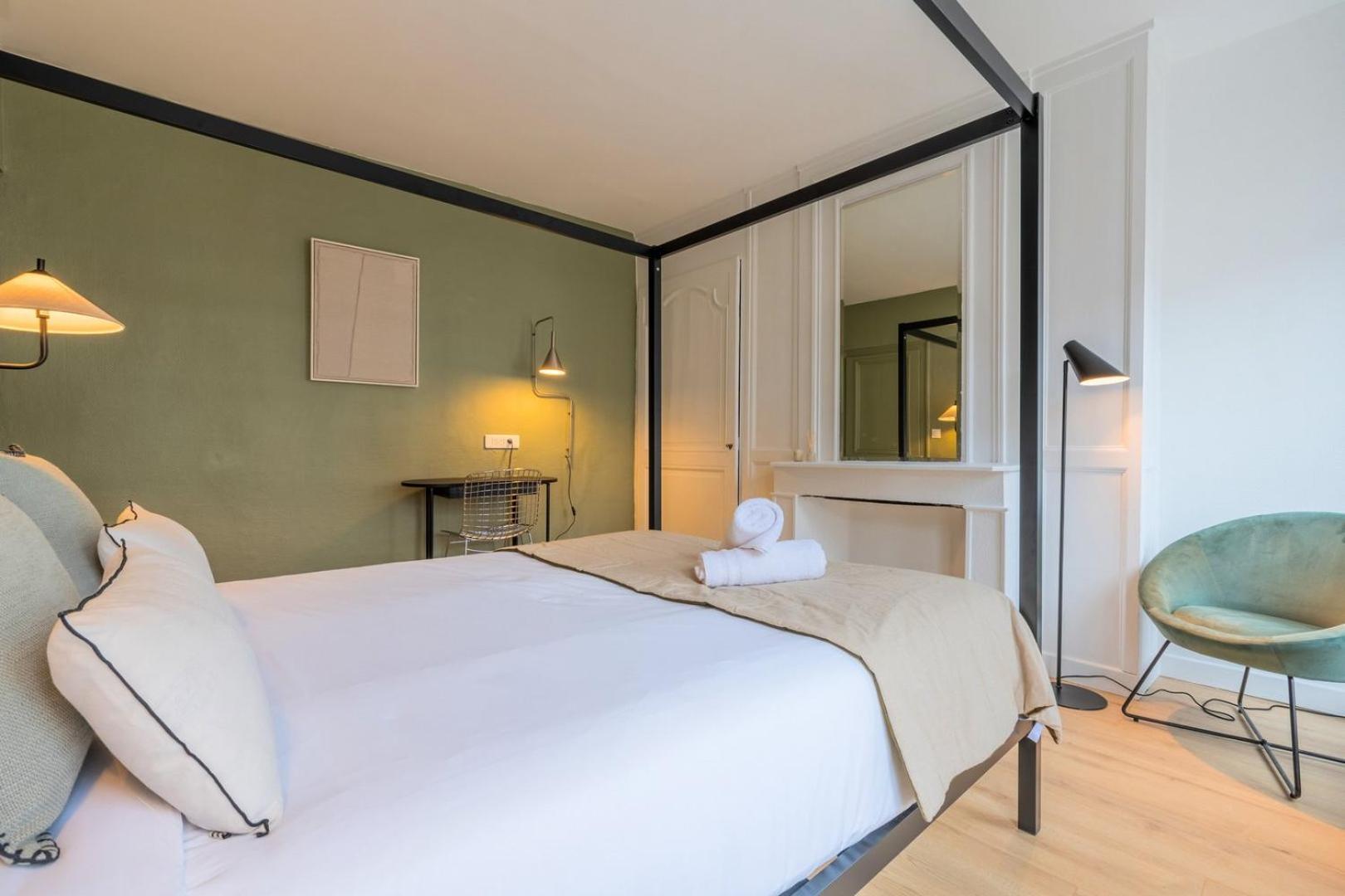 3 Bedroom Apartment On The Grand Place Lille Exterior photo