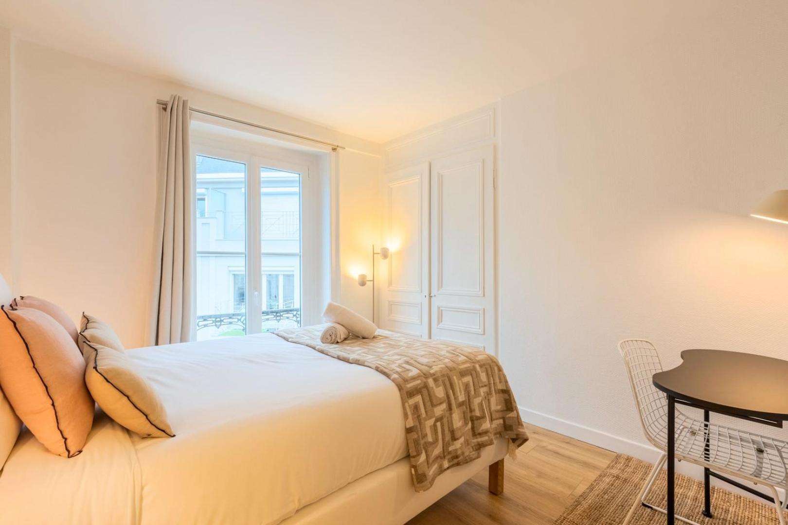 3 Bedroom Apartment On The Grand Place Lille Exterior photo