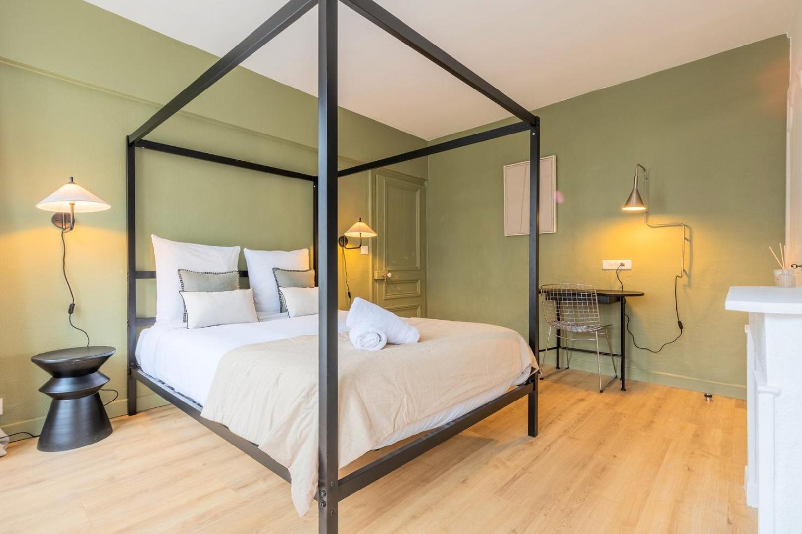 3 Bedroom Apartment On The Grand Place Lille Exterior photo